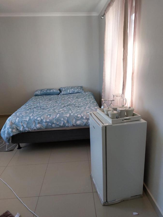 Special Inn Bed And Breakfast Windhoek Exterior foto